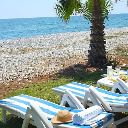 Seafront Escape דירה *